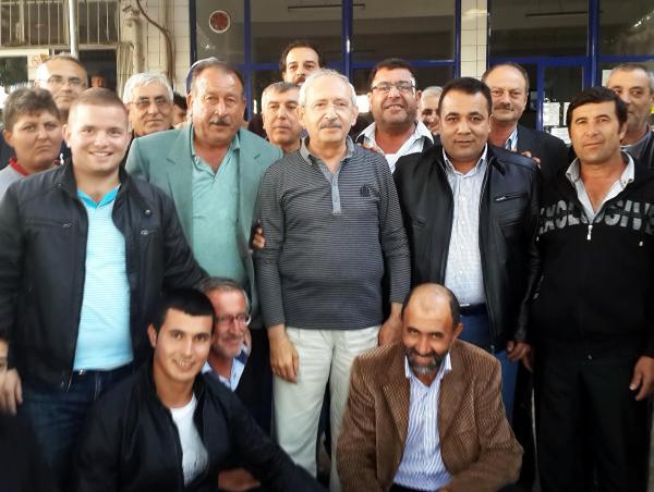 Hafta banda bayram tatili iin zmir'in Seferihisar lesi'nde olduu renilen CHP Genel Bakan Kemal Kldarolu, akam saatlerinde Mula'nn Bodrum lesi'ne bal Mumcular Beldesi'nde ortaya kt.