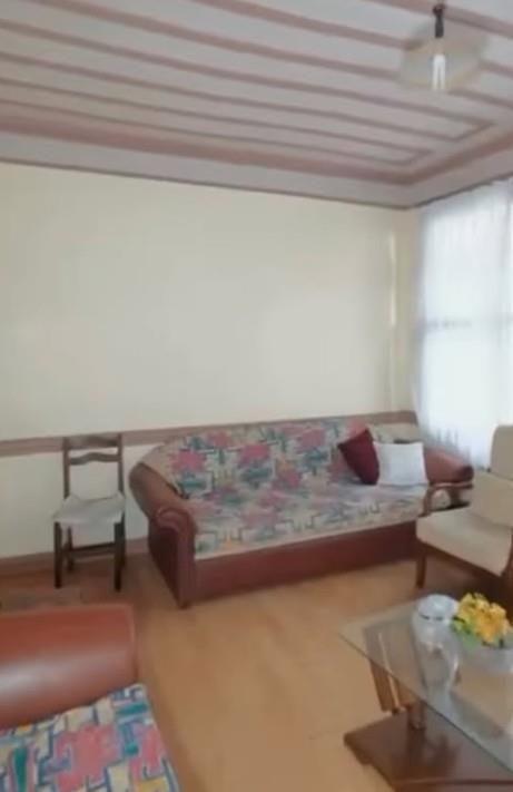 <p><span><strong>DO�DU�U EV SATI�A �IKARILDI</strong></span></p><p>T�rk edebiyat�n�n usta ismi Orhan Veli Kan�k'�n Beykoz'da do�du�u tarihi ah�ap k��k, 80 milyon TL bedelle sat��a ��kar�ld�. Kap�s�na "Sat�l�k" ilan� as�lan yap�n�n m�ze yap�lmas� i�in sosyal medyada kampanya ba�lat�ld�.</p>