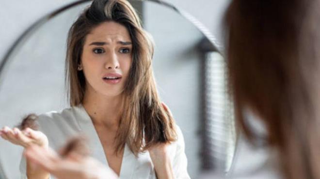 Almanya?da yap�lan farkl� laboratuvar �al��malar�nda da bitkisel ya�lar�n i�erdi�i fenolik bile�iklerin h�cresel hasar� azaltt��� g�sterildi. �zellikle stres kaynakl� d�k�lmelerde sa� derisinin yat��t�r�lmas� �nemli bir ad�m olarak kabul ediliyor.