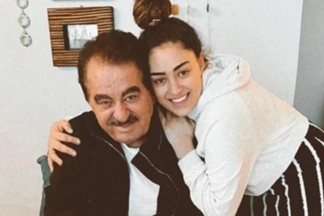 <span><strong>"OTEL�ME ��KT�LER"</strong></span>  �te yandan <span>"<strong>Otelime ��kt�ler"</strong></span>�diyen Tatl�ses, �ule Yazar ve o�lu Ahmet Tatl�ses'in kendisinden habersiz Manisa'daki evlerini de satt���n� iddia etti.