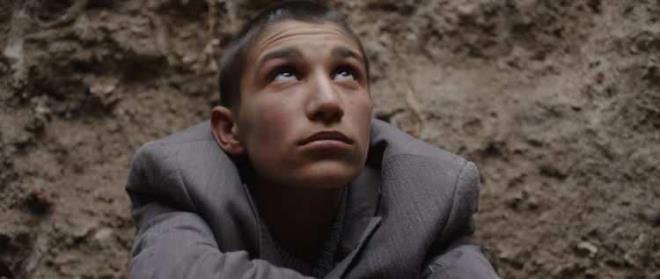 <strong>"Arad���m oyuncu bu" diyen y�netmen Seyfettin Tokmak, Kars'ta bir tan�d��� arac�l���yla tan��t���, Kaya ile deneme �ekimleri yapt�.</strong>