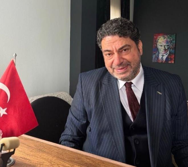 Yakla��k �� hafta �nce kalp krizi nedeniyle hastanaye kald�r�lan usta sanat�� Hakan Ta��yan yo�un bak� s�recini atlatt�.&nbsp;