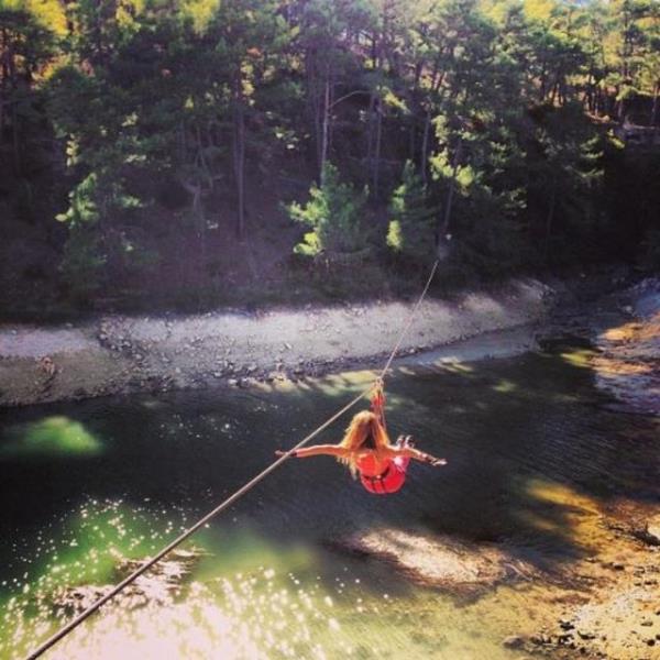 TUBA ZAY- "zgrlk, tabiatn kz"