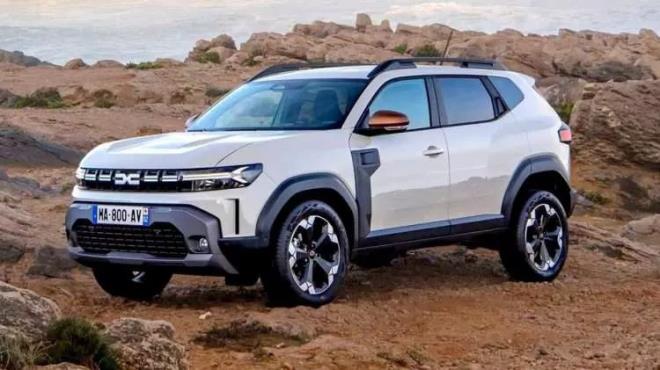 <p>RENAULT DUSTER</p>  <p>? Motor: 1.3 TCe</p>  <p>? Normal liste fiyat�: yakla��k 1.650.000 TL</p>  <p>? �TV muafiyetli fiyat: yakla��k 950.000 TL</p>