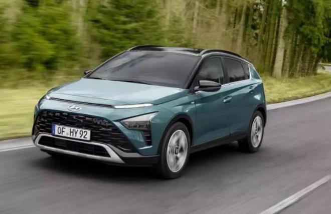 <p>HYUNDA� BAYON</p>  <p>? Motor: 1.0 T-GDI</p>  <p>? Normal liste fiyat�: yakla��k 1.350.000 TL</p>  <p>? �TV muafiyetli fiyat: yakla��k 805.000 TL</p>