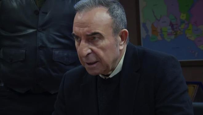 83 ya��ndaki usta oyuncu Zafer Ergin'in sa�l�k durumuyla ilgili ortaya at�lan iddialar hayranlar�n� endi�elendirdi. "P�ht� att�" haberleri sonras� ger�ek k�sa s�rede ortaya ��kt�. ��te usta sanat��n�n hastaneye kald�r�lma nedeni ve son durumu...