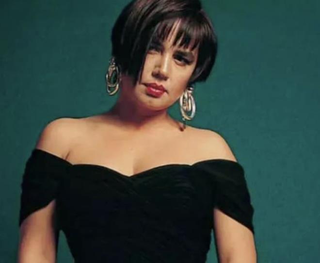 Show TV ekranlar�nda per�embe ak�amlar� yay�nlanan, FARO ve Gold Yap�m imzal� Veliaht dizisi i�in final karar� al�nd�. Reytinglerde beklenen ba�ar�y� yakalayamayan yap�m�n 26. b�l�mde ekran maceras�n� sonland�raca�� ��renildi.