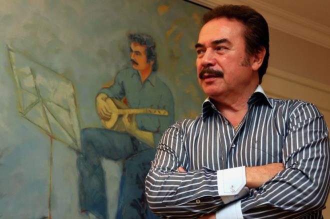 Sanat��n�n tedavisi hastanede s�rerken, e�i&nbsp;Sevim Emre, ailesi ve yak�nlar� Gencebay'� yaln�z b�rakm�yor. Hastane yetkilileri, usta sanat��n�n sa�l�k durumunun yak�ndan takip edildi�ini ve gerekli t�m �nlemlerin al�nd���n� a��klad�.