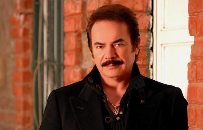 Orhan Gencebay ile ilgili ��kan haberlere Sevim Emre'den a��klama: <strong>"Kontrol ama�l� hastaneye bile gidemeyecek miyiz? Orhan abiniz kale gibi ma�allah. Allah onu korusun"</strong>