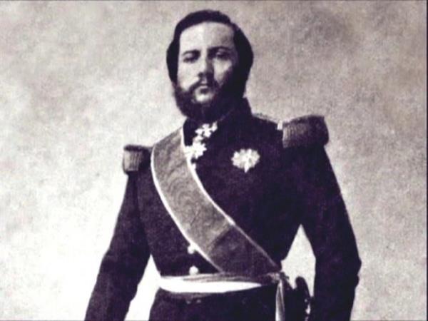 yi bir komutan ve taktiksel dehayd ama Napoleon'dan tek bir eksii vard o da savat. Bu eksii de gidermek iin hibir sebep yokken, 1864 ylnda 3 komusuna sava at.