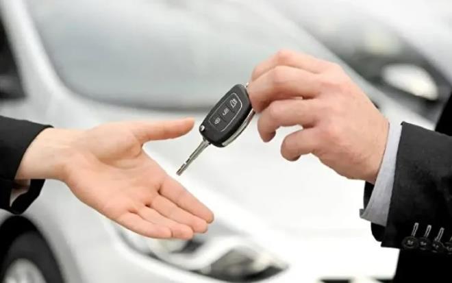 <p><strong>ARA� ALIMINDA �ARTLAR NELER?</strong></p><p>�TV'siz ara� al�m�nda dikkat �eken �artlar ��yle:</p><p>Ara�ta en az y�zde 40 yerli �retim katk�s� aran�yor.</p><p>Sat�n al�nan ara� 10 y�l boyunca sat�lam�yor.</p><p>S�re dolmadan sat�� yap�l�rsa, �denmeyen �TV tutar� tahsil ediliyor.</p><p>27 Aral�k 2024 �ncesi al�nan ara�larda ise 5 y�l kural� uygulan�yor.</p>