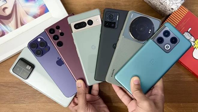 <strong>Xiaomi, Redmi ve POCO: </strong>Xiaomi'nin 12, 13 ve 14 ana serilerindeki t�m cihazlar (Pro, Ultra ve T modelleri dahil) 5G uyumlu. Redmi markas�nda, isminde "5G" ibaresi olan �st d�zey Note cihazlar� (Redmi Note 11 Pro 5G, Note 12 Pro 5G, Note 13 Pro+ 5G vb.) �ne ��k�yor. POCO serisinde ise F serisi (F5, F6 gibi) ve X serisinin yeni nesil 5G destekli modelleri listeye dahil.