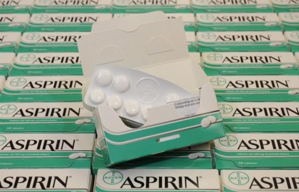 <p><b>1985-New York Times</b></p>  Kalp krizine kar Aspirin.