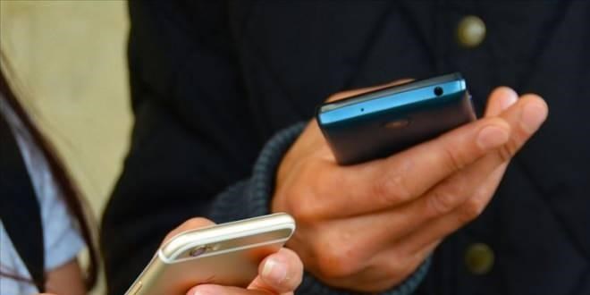 Cep telefonu tarifelerine 1 Nisan zamm� geldi