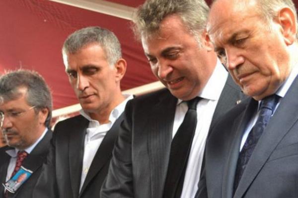 <p><b>ORMAN'IN ACI GN</b></p>    Beikta Kulb Bakan Fikret Orman'n 16 Ekim aramba gn vefat eden babas Abdulkadir Orman'n cenazesi perembe gn stanbul'da topraa verildi. Hayata 82 yanda gzlerini yuman Abdulkadir Orman'n cenaze namaz, le namazna mteakip Fatih Camisi'nde klnd. Cenazede, stanbul Valisi Hseyin Avni Mutlu ve stanbul Bykehir Belediye Bakan Kadir Topba'la birlikte spor camiasndan ok sayda kii yer ald.