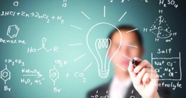 <p><b>TRK DAHLER GER GELYOR</b></p>    Trkiye'de son yllarda Ar-Ge'ye ayrlan kaynak ve yatrmlar meyvesini veriyor. Yeterli destek ve alma ortam bulamadklar iin yurtdna giden aratrmaclar, dn yapmaya balad. Geri dnlerde Trkiye Bilimsel ve Teknolojik Aratrma Kurumu'nun rol byk.