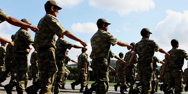 <p>Babakan Yardmcs Bekir Bozda 'Ksa dnem askerlerle ilgili bir alma     bulunmuyor' dedi. <a href="http://www.memurlar.net/haber/416221/" target="_blank">Tklaynz</a>.   </p>