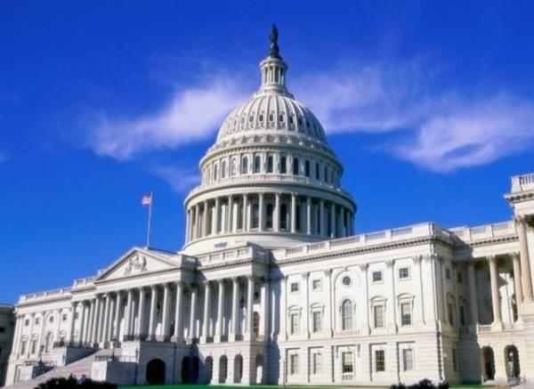 <p><b>ABD'DE HKMET KEPENKLER ATI</b></p>    ABD'de hkmetin kapanmasna neden olan bte krizinin ve lkenin temerrde dme tehlikesinin sona ermesinin ardndan, 16 gn boyunca ie gidemeyen federal alanlar 17 Ekim'de iba yapt, kapal olan milli parklar ve mzeler yeniden ald.