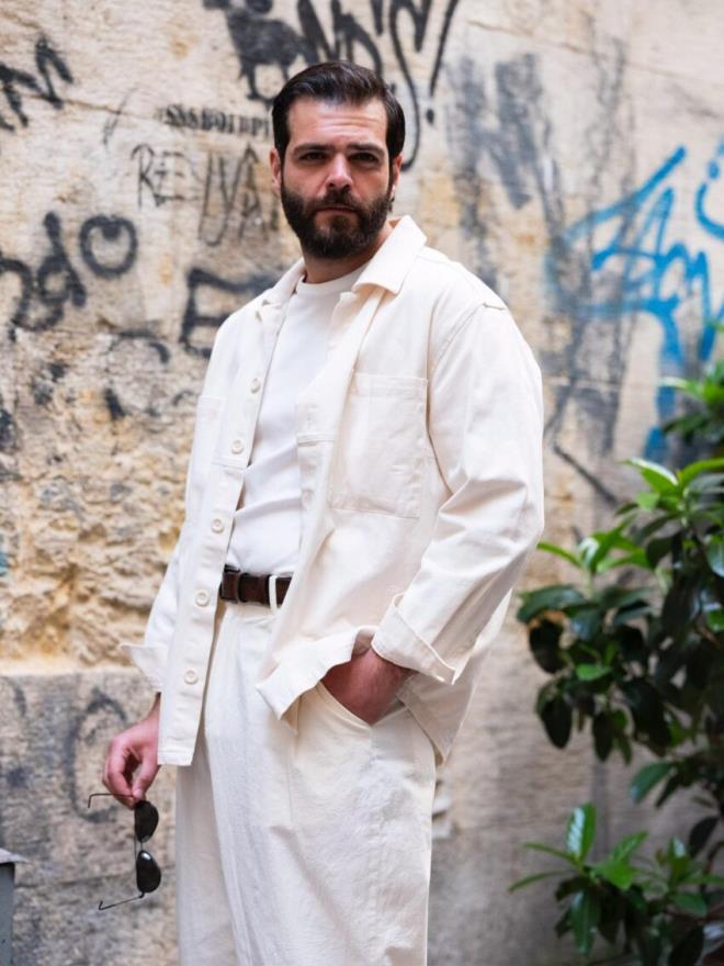 Deniz Can Akta�, Uraz Kayg�laro�lu, Devrim �zkan ve S�meyye Aydo�an'� bulu�turan NOW'�n Medyap�m imzal� dizisine yeni bir isim daha geliyor.