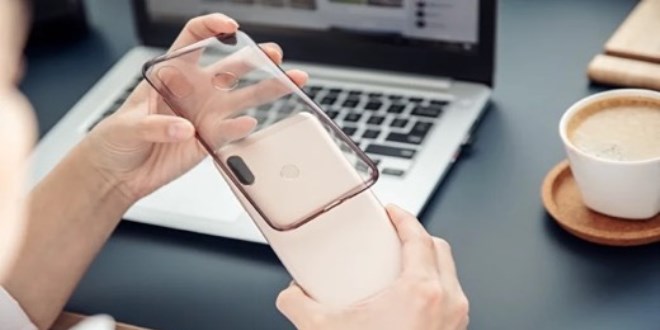 Telefon k�l�f�n�z� hemen ��pe at�n!