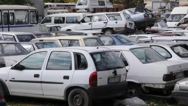 Hurda te�viki ile al�nabilecek ara�lar ve fiyat listesi 2026 y�l� i�in g�ndemin en �ok ara�t�r�lan konular� aras�nda yer al�yor. TBMM'ye sunulan d�zenlemenin yasala�mas� halinde, 25 ya� ve �zeri ara�lar�n hurdaya ayr�lmas� kar��l���nda yerli �retim s�f�r ara�lar�n �TV muafiyetiyle sat�n al�nabilmesi planlan�yor.