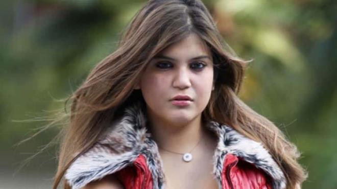 <strong><span style="color:#800000">Madem bu kadar �ok yorum yap�yorlar, elini o klavyeden �ekip gidip kendileri oyunculuk yaps�nlar! Art�k gereksiz hi�bir �eyi kaale alm�yorum."</span> dedi.</strong>