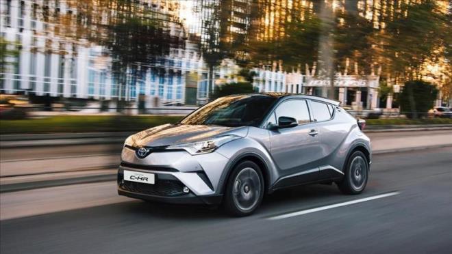 S�r�c�ler, otomobillerindeki belirli fonksiyonlar� kullanabilmek i�in art�k ayl�k �deme yapmak zorunda kal�yor. Koltuk �s�tmadan otonom s�r��e kadar bir�ok �zellik bu sisteme dahil ediliyor. B�ylece ara� sahipli�i anlay��� k�kl� bir de�i�im ya��yor.