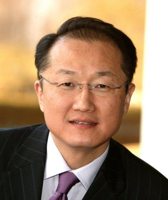 PepsiCo CEO'su Indra Nooyi'nin ad da grev sresi haziran 2012'de dolan Dnya Bankas'nn eski bakan Robert Zoellick'in halefi olarak gemi ancak bankann bana Gney Koreli Jim Yong Kim atanmt.