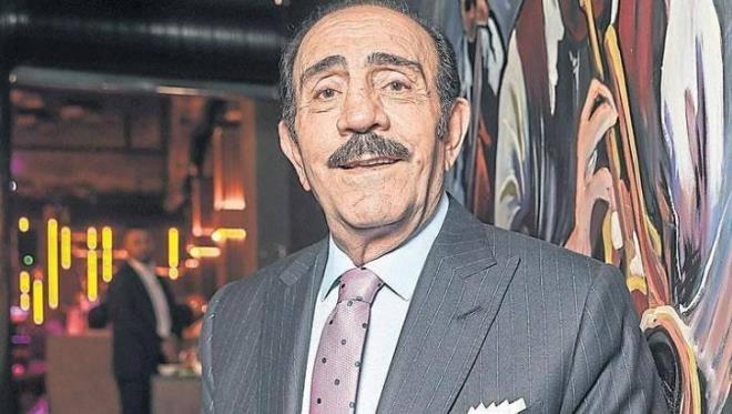 <strong>SAHNE KIYAFETLER� TARTI�MALARI SON NOKTAYI KOYDU</strong><br>Sahne k�yafetleri �zerinden yap�lan tart��malar� da yorumlayan Keser, <strong>"Sahne adab� diye bir �ey var. Sahnede �l��l� olunmal�"</strong> dedi.