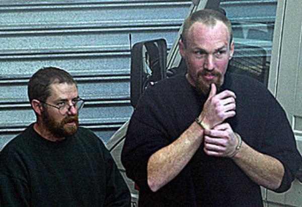 2005'te bir kurbann Robert Wagner ile birlikte paralayp yedi. lm cezas ald ancak Avustralya'da 2010'da lm cezas yrrlkten kalkt. Halen cezaevinde...