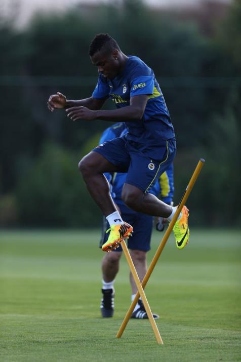 Emenike'ye gol attrmann Fenerbahe'ye maliyeti SPK?ya bildirilsin