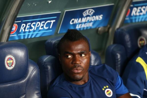 O deil de Emenike'nin 3 puan sayarken grntleri varm. Savclar uyumayn haydi greve :)