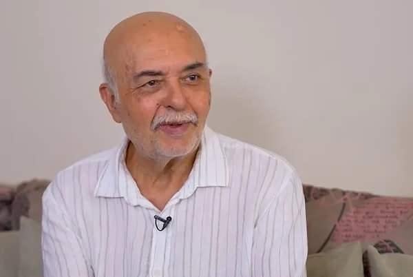 TEDAV�S�NE G�ZLERDEN UZAKTA DEVAM ED�YORDU<br>"Beyin kanamas� sonras� uzatmalar� ya��yorum. Hi� evden ��km�yordum, yeni dola�maya ba�lad�m. Ayl�k kontrollerim devam ediyor. Daha iyiyim ve her �ey yolunda."