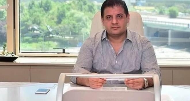 <strong>Kaday�f��o�lu i�in m�ebbet hapis cezas�n�n yan� s�ra ate�li silahlar kanununa muhalefetten 1 y�l 3 ay hapis cezas� istenirken, baba <span style="color:#B22222">Bilal Kaday�f��o�lu</span> hakk�nda ise <span style="color:#800080"><em>"Kasten adam �ld�rmeye yard�m etme"</em></span> su�undan 10 y�ldan 15 y�la kadar hapis cezas� talep edildi.</strong>