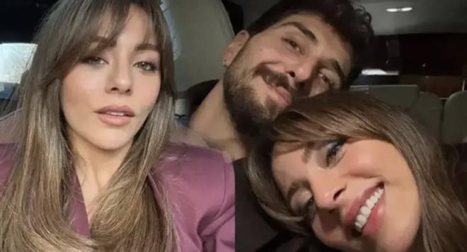 Uzun s�redir i� insan� Ata Ayy�ld�z ile mutlu bir birliktelik ya�ayan T�rko�lu, sevgilisiyle ��kt��� seyahatlerden kareleri takip�ileriyle payla�may� ihmal etmiyor.