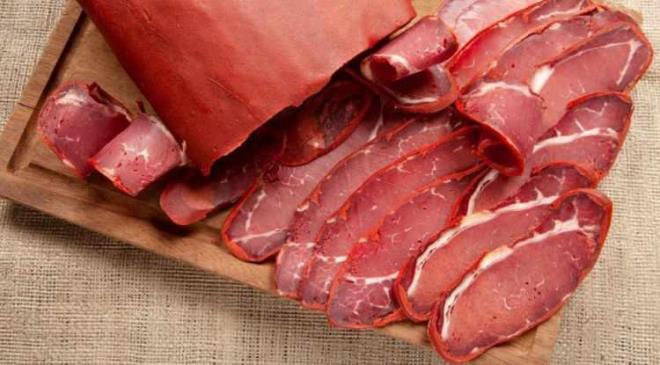 Farkl� k�lt�rlerden say�s�z geleneksel lezzeti mercek alt�na almaya devam eden d�nyan�n en prestijli gastronomi platformu TasteAtlas, yine ezberbozan bir listeyle g�ndemde. T�rk mutfa��na listelerinde s�kl�kla yer veren fenomen platform, bu kez d�nyan�n en iyi 10 past�rmalar�n� s�ralad�.