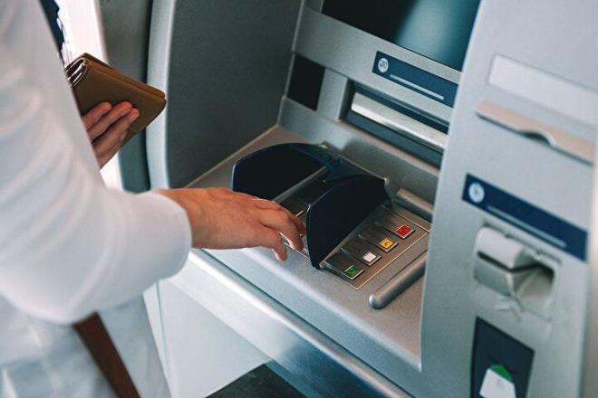 <p>Enpara: 60.000 TL (Nakit) + 10.000 TL (QR)</p>  <p>QNB Bank: 50.000 TL (Nakit) + 50.000 TL (QR)</p>  <p>�� Bankas�: 20.000 TL (Nakit) + 20.000 TL (QR)</p>