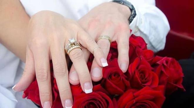 <p><strong>EVL�L�K ORANI EN Y�KSEK �L GAZ�ANTEP OLDU</strong></p>    <p>Evlilik oran� en y�ksek olan iller s�ralamas�nda ise T�rkiye'de lider konumda olan il Gaziantep oldu. Gaziantep'te binde 7,76 oran� ile zirveye ula��rken 2. S�rada ise Osmaniye binde 7,68 oldu.</p>