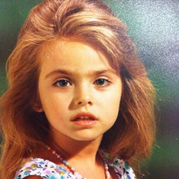 CEYDA ATE minik Ceyda.. Galiba hi deimemiim...