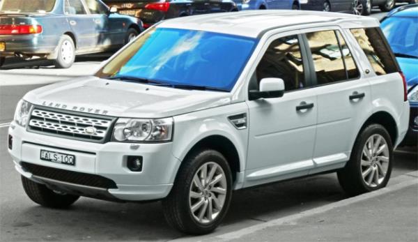 LAND ROVER ? Freelander 2 Premium HSE Si4 65.588 ?