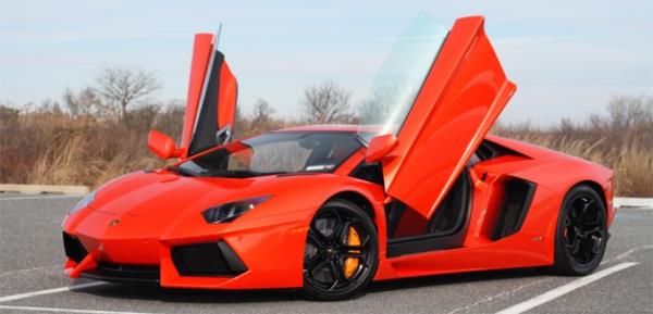 LAMBORGHINI ? Aventador LP 700-4  1.654.228 TL