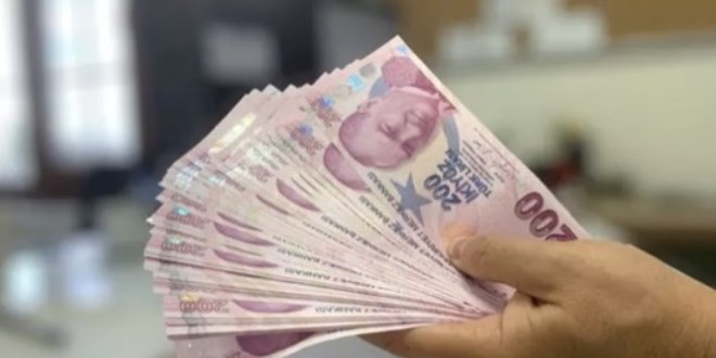 �ade paralar� ATM'den nakit �ekilecek