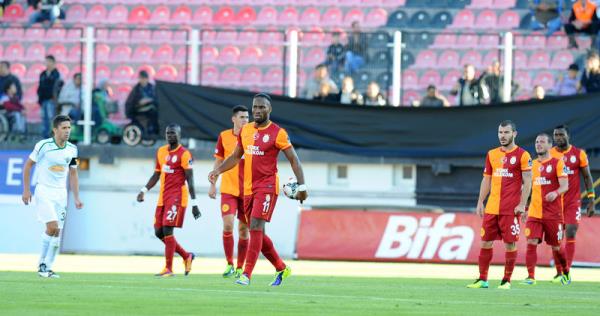 Yabanc snrlamasnn olmamas Mancini'nin elini rahatlatacak. talyan hocann, 10 yabancy da 18 kiilik kadroya almas bekleniyor. te Galatasaray'n muhtemel 11'i...