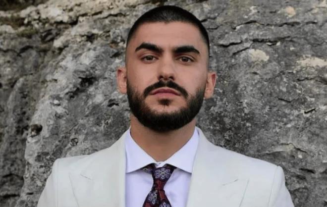 ARALARINDAK� YA� FARKI D�KKAT �EKT�<p>    Ortaya at�lan a�k iddias�n�n en �ok konu�ulan detaylar�ndan biri ise ya� fark� oldu. 2005 do�umlu Su Burcu Yazg� Co�kun ile 1996 do�umlu Butrint �meri aras�nda yakla��k 9 ya� bulunuyor.