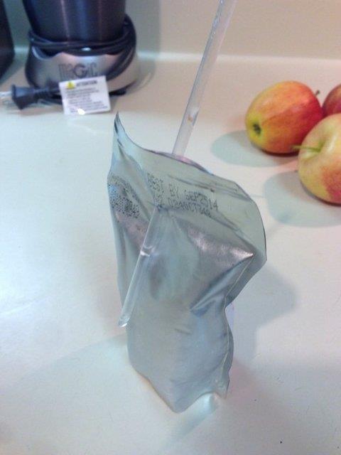 Yanl yere saplanan pipet