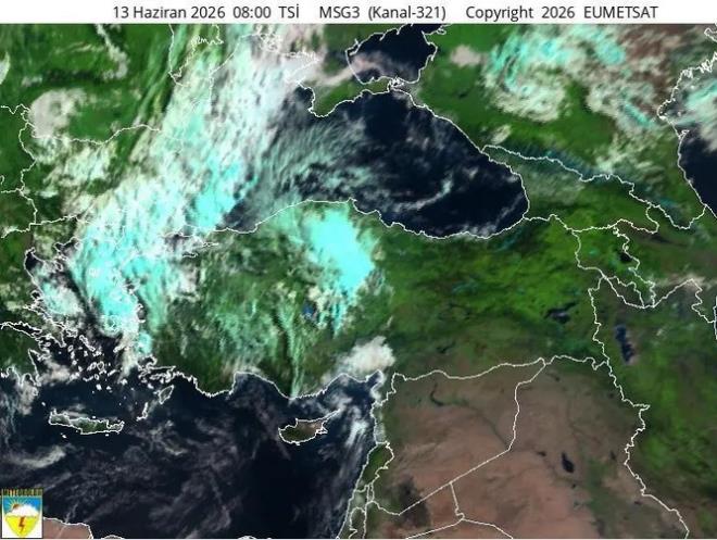 <p><strong>KUVVETL� YA�I� UYARISI</strong></p>  <p>Ya���lar�n; �� Ege, Akdeniz'in i� kesimleri, �� Anadolu, Edirne'nin g�neyi, �anakkale, Adana, Osmaniye, �orum ve Tokat �evreleri ve Hatay'�n bat� kesimlerinde yerel kuvvetli olmas� beklendi�inden sel, su bask�n�, heyelan, y�ld�r�m, yerel dolu ya����, ya��� an�nda kuvvetli r�zgar, ula��mda aksamalar gibi olumsuzluklara kar�� dikkatli ve tedbirli olunmal�d�r.</p>  <p><strong>KUVVETL� R�ZGAR UYARISI</strong></p>  <p>R�zgar�n; Marmara, Kuzey Ege k�y�lar� ile Do�u Anadolu'nun bat�s�nda kuzeyli y�nlerden kuvvetli (40-60 km/sa) esmesi beklendi�inden ya�anabilecek olumsuzluklara kar�� dikkatli ve tedbirli olunmal�d�r.</p>