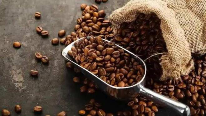 Dr. Safe,<strong><em> "Kafein resept�re ba�lan�yor ancak modellerimizde belirgin bir etki g�stermedi. Polifenolik ve polihidroksi bile�ikler �ok daha aktif g�r�n�yor"</em></strong> ifade etti.<o:p></o:p>