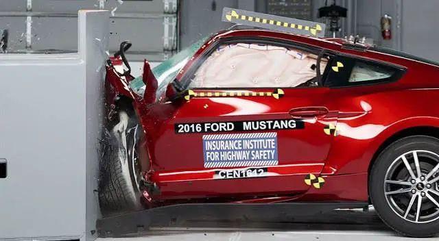 Listede Toyota, Lexus ve Honda gibi markalar g��l� konumlar�n� korurken, baz� Alman �reticiler de dayan�kl�l�k taraf�nda dikkat �ekici sonu�lar elde etti.