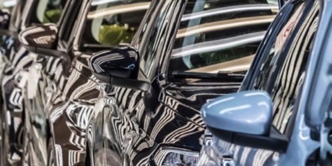 ��te  ar�za oran� d���k ve uzun �m�rl� otomobiller