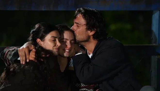 Dizinin yeni sezonunu izleyiciler merakla beklerken beklenmedik bir geli�me ya�and�.